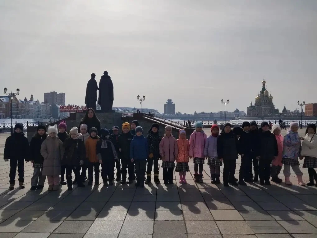 День театра!   Каждый год во всем мире отмечают Всемирный день театра. Это праздник, посвящённый иск