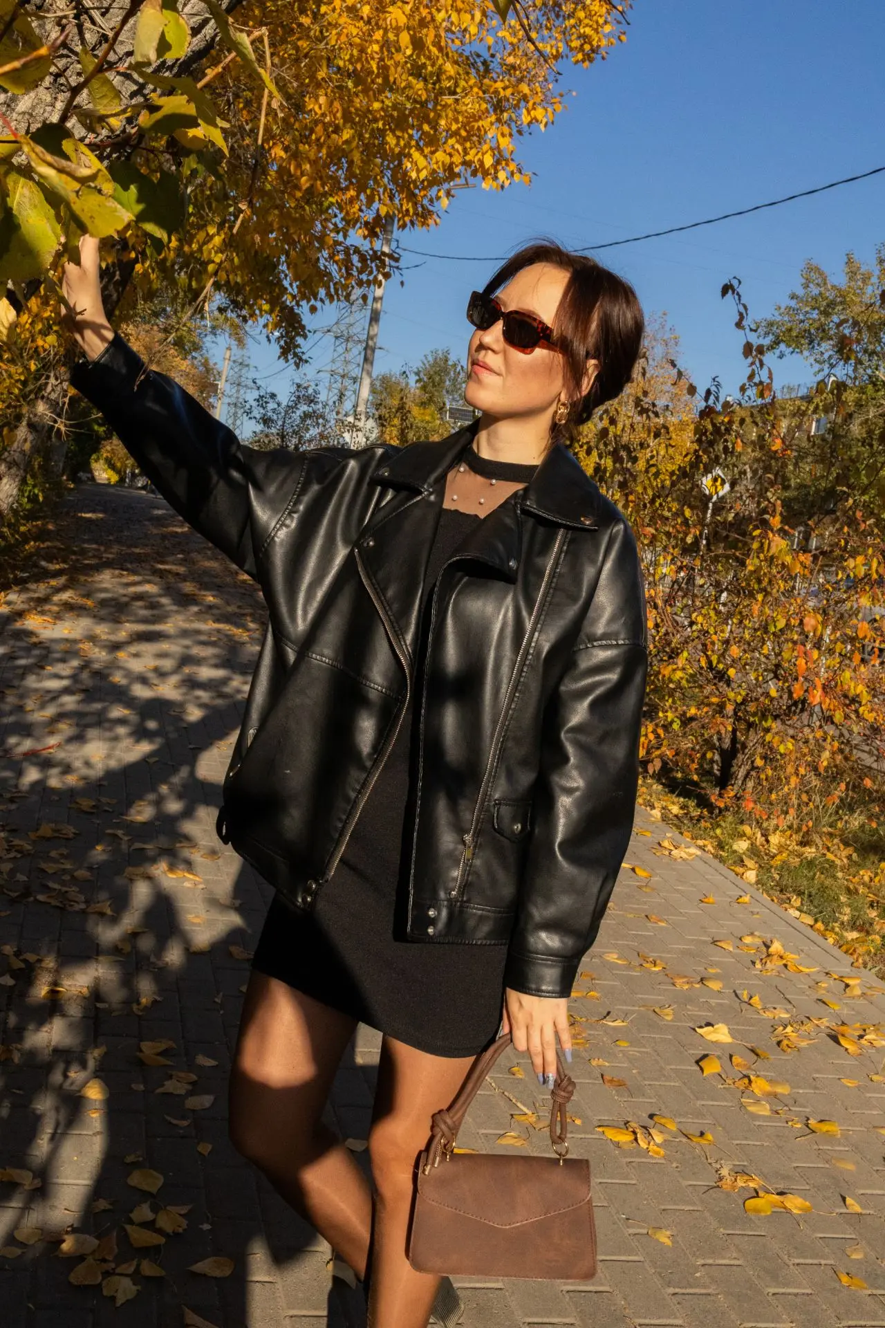 Было несколько образов для фотосессии🤗И каждая фотография в сердечко💔