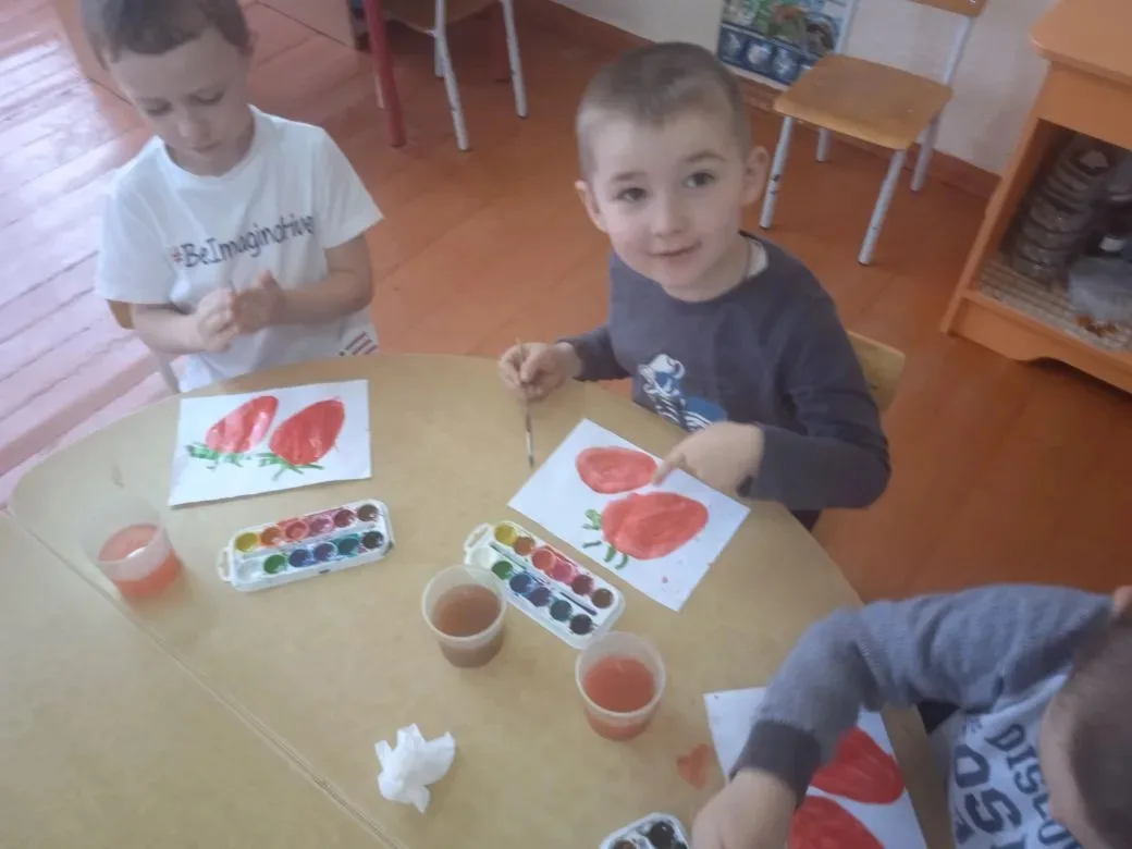 🍓 Сегодня, 28 мая, в нашем детском саду отметили веселый и вкусный День клубники! 🌸