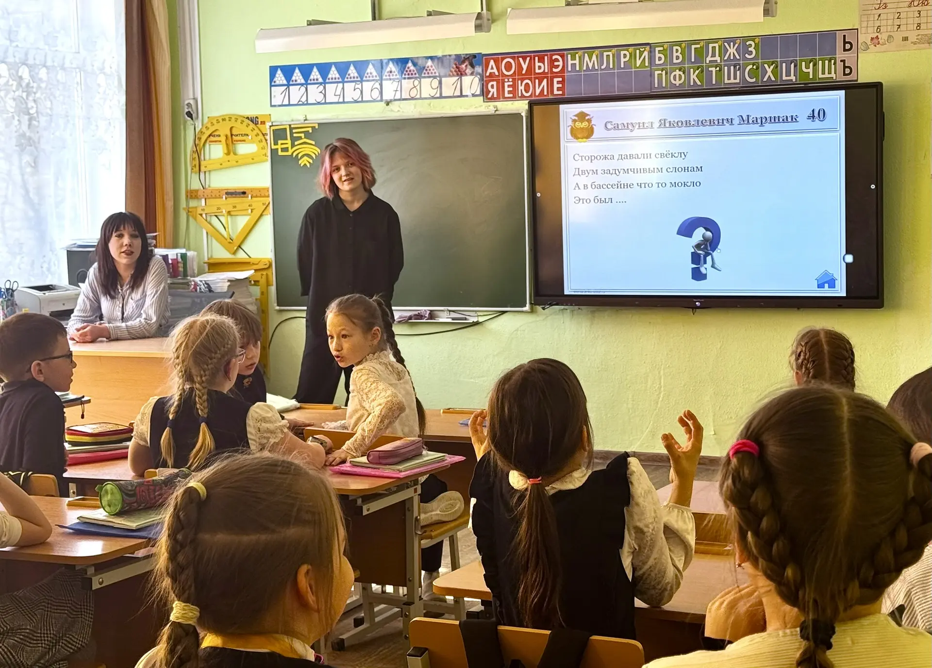 21 марта - Всемирный день поэзии 📜🪶  Русская поэзия – неотъемлемая часть мировой литературы, которая