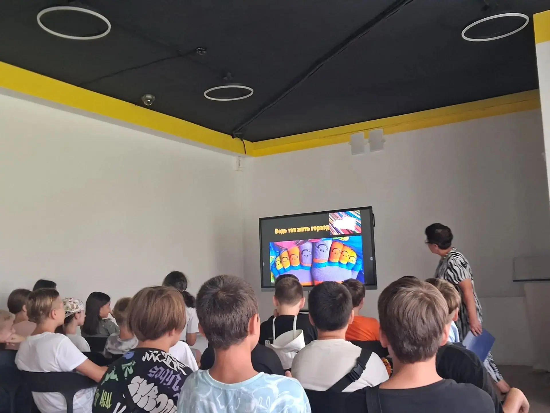 Лето в нашем пришкольном лагере «Первые» продолжает набирать обороты! Сегодня у ребят был невероятно