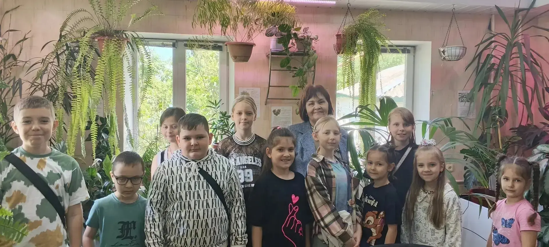 2 июня в нашем лагере выдался по-настоящему насыщенным и зелёным! 🌿

С утра мы отправились на станц