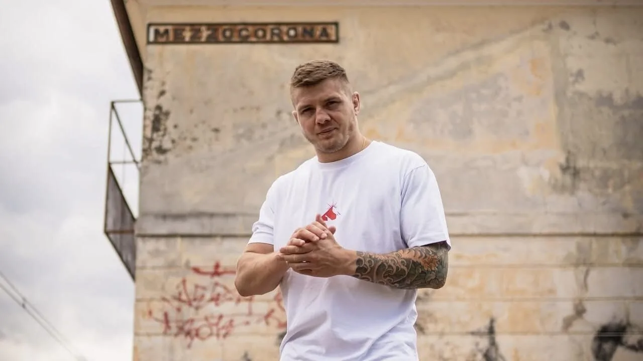 😔 Средневес UFC Марвин Веттори прокомментировал свои последние выступления.