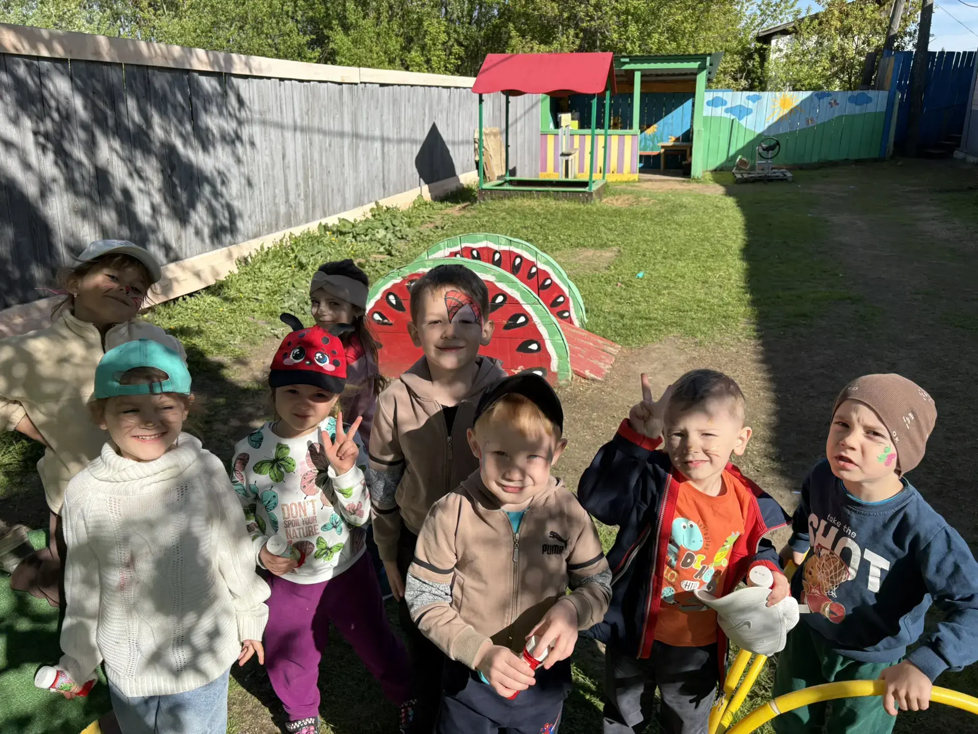 Веселого, а самое главное безопасного Вам лета!