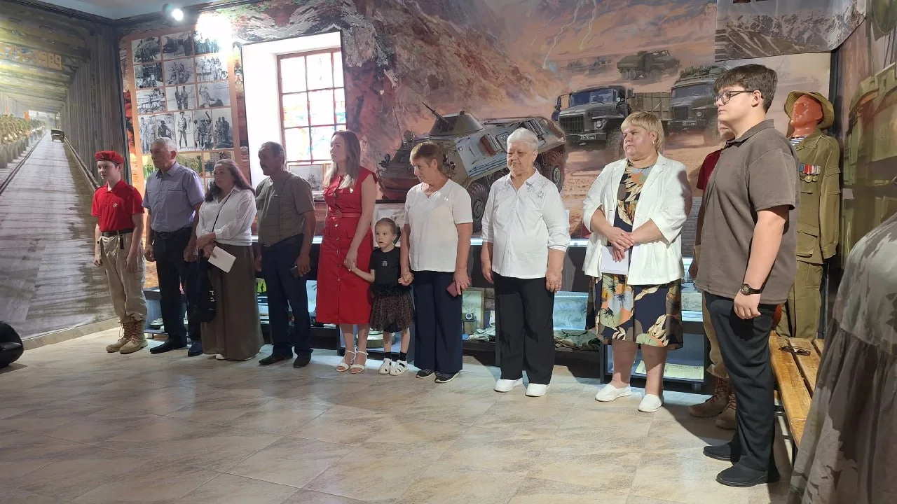 🎖 В Бугульме семьям погибших участников СВО передали государственные награды