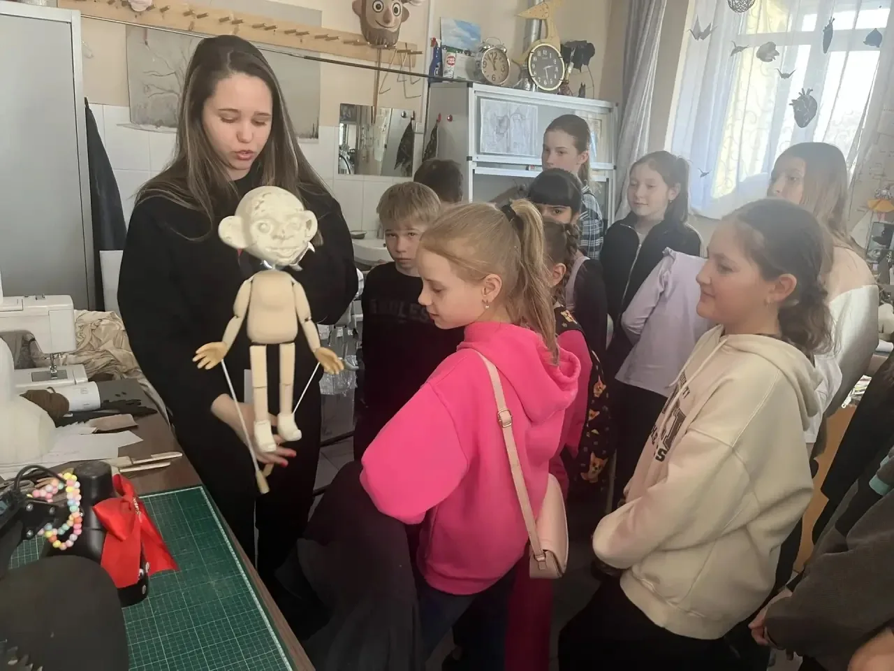 🎭ВСЕМ КЛАССОМ В ТЕАТР 🥳🥳🥳 В последний день каникул 4в класс (классный руководитель Глумова Н.В.) поб