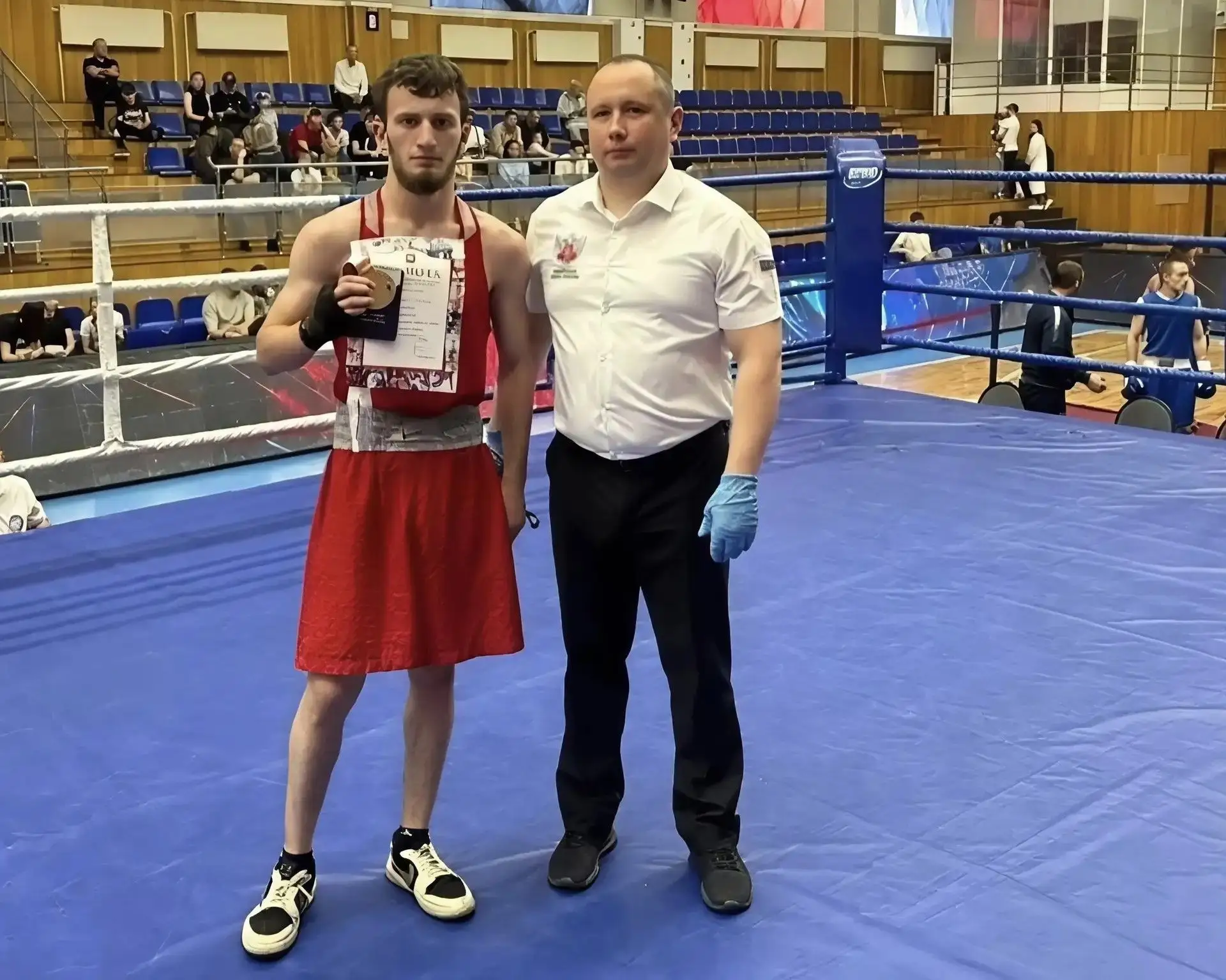 🥊 Ямальские боксёры завоевали две бронзы на чемпионате Урала в Челябинске

🥉 Вели Зейналов из Нояб
