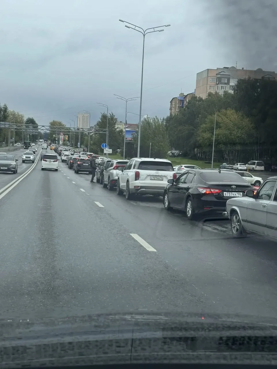 Тюменцы массово освещают проблемы с заправкой автомобилей