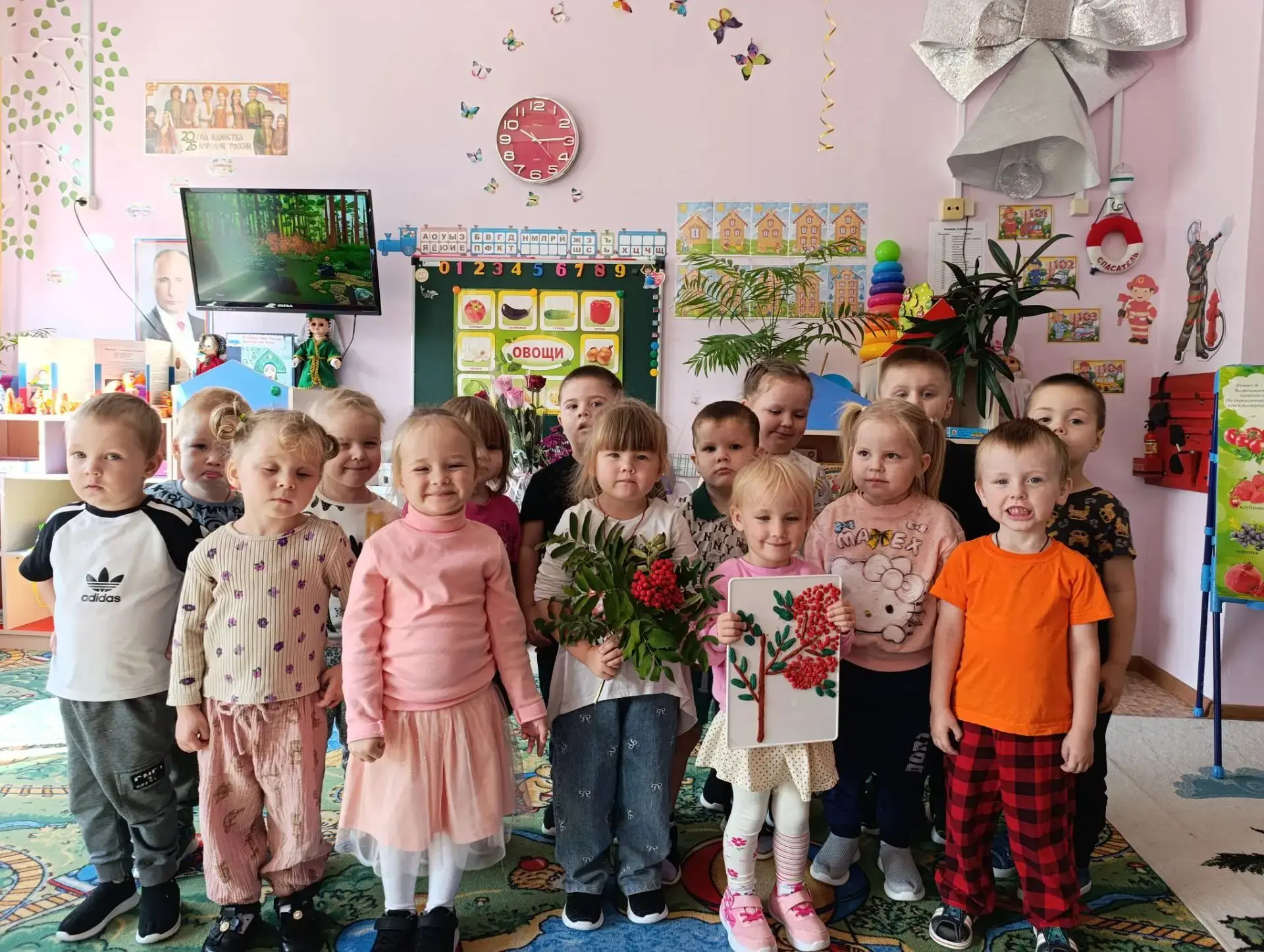 🌈🌿Сегодня во 2 младшей группе"Мальвина "прошло увлекательное занятие по пластилиногра...