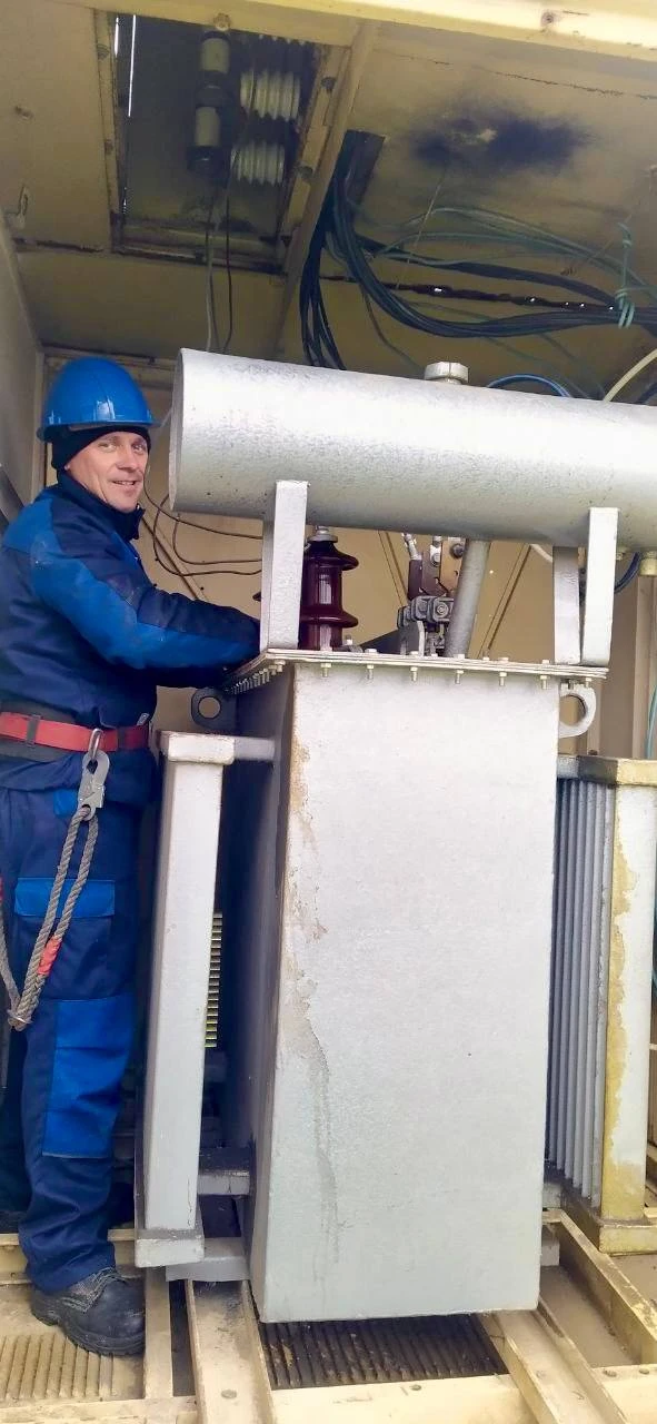 💡 Акимовский и Приазовский районы — работы на опорах  В Акимовском районе выполнено техническое обсл
