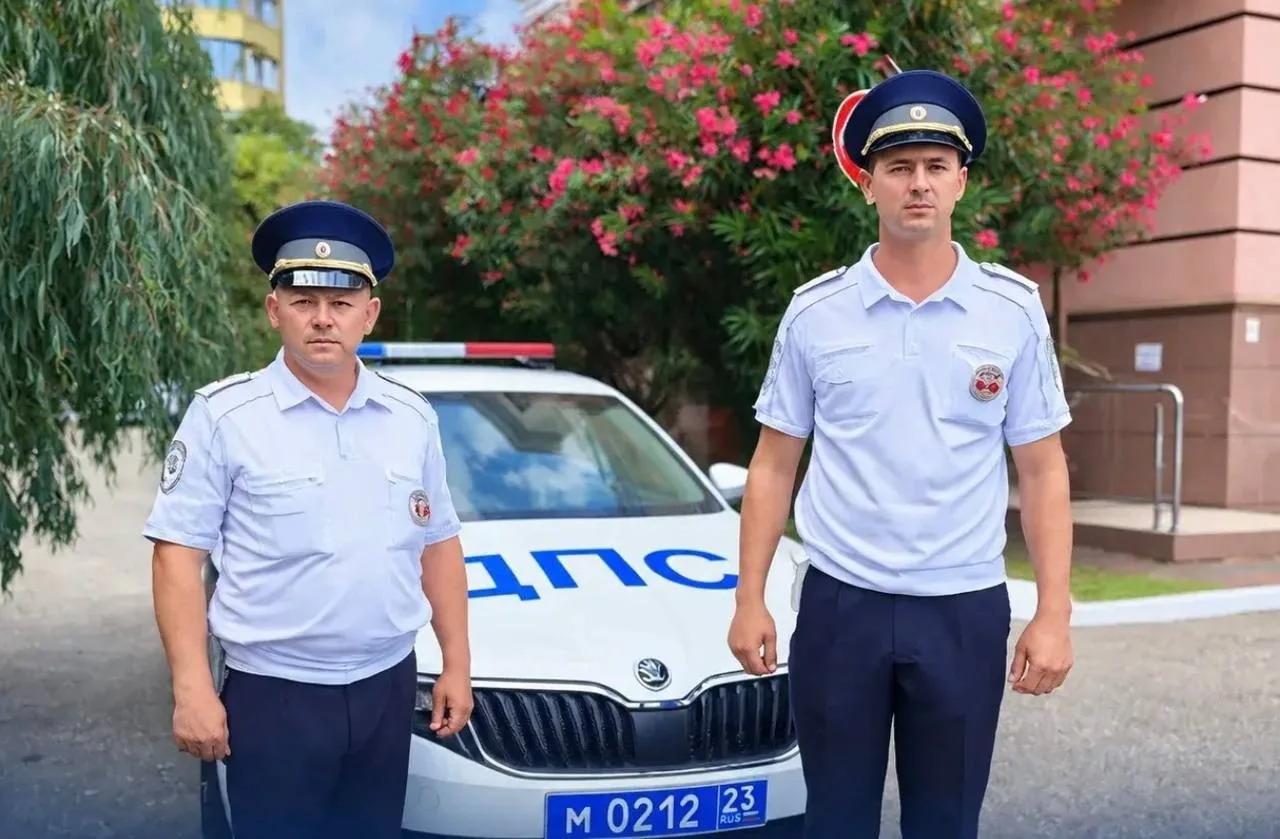 🙏Полицейские помогли срочно доставить годовалую девочку в больницу в Сочи