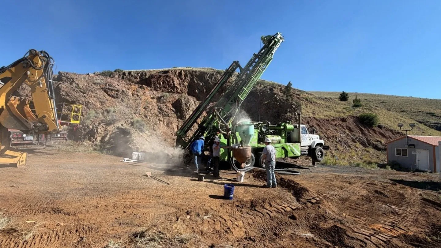 ⛰️ American Pacific Mining запустила вторую буровую установку на месторождении Мэдисон ...