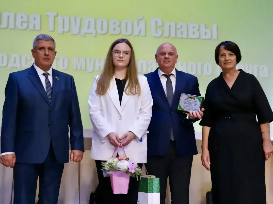 Белгородские газовики заслужили место на региональной Аллее Трудовой Славы

Накануне Аллею обновили 