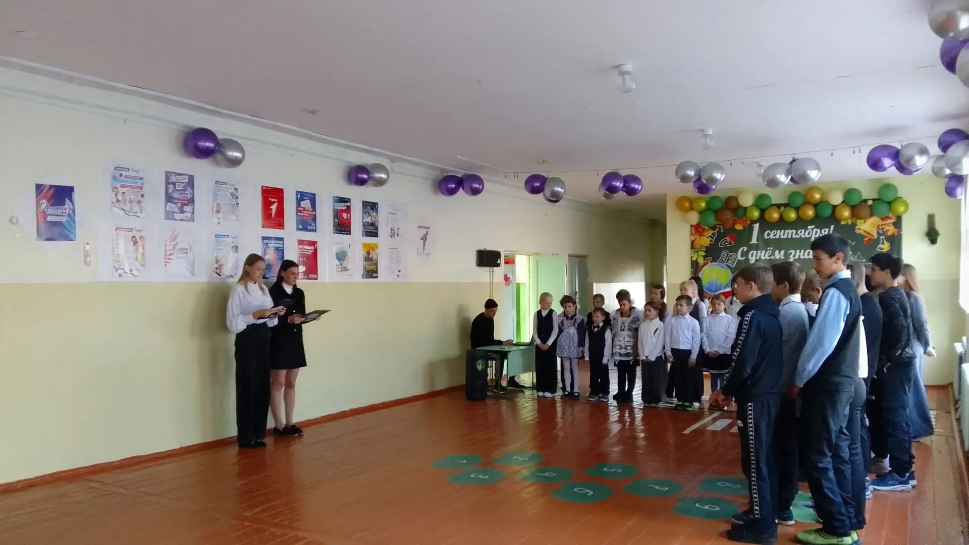 🍎 Один день в роли учителя: в Рощинской школе прошёл День самоуправления!