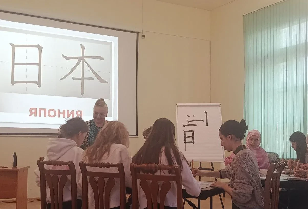26 февраля на базе РГПУ им. А.И.Герцена состоялся ВСЕРОССИЙСКИЙ ФОРУМ УЧИТЕЛЕЙ ИНОСТРАННЫХ  ЯЗЫКОВ «
