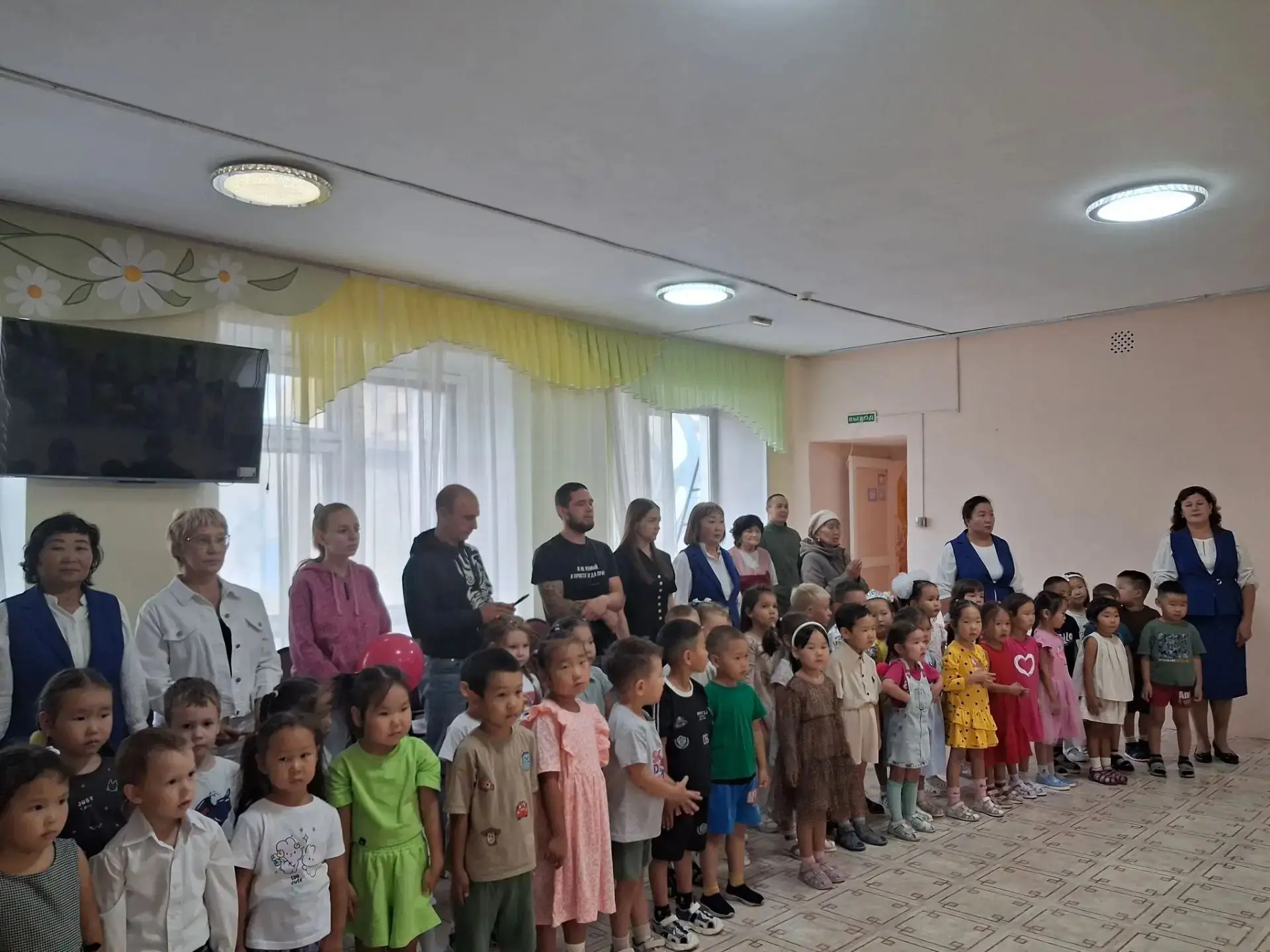Уважаемые наши родители, бабушки и дедушки! ❤️