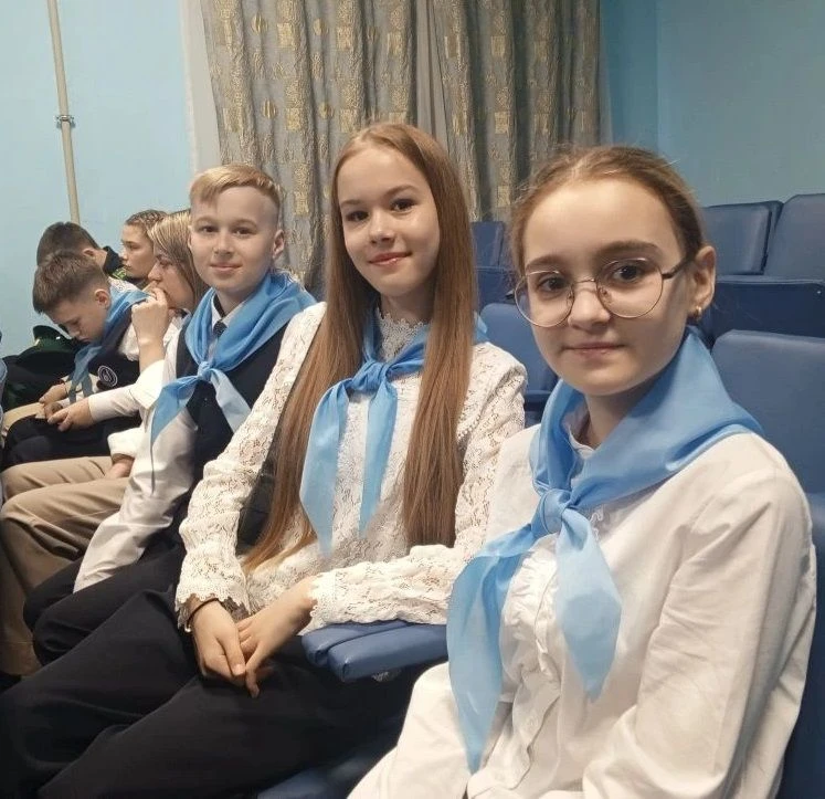 Во Дворце пионеров и школьников состоялся телемост, посвящённый 20-летию сотрудничества Курской обла