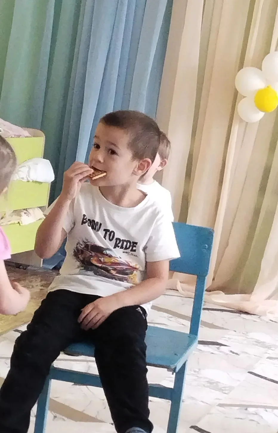 Все дети нашей страны в первый день лета отмечают ещё один праздник- День защиты детей. 
Это светлый
