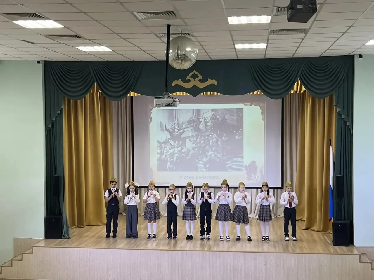 Сердце в такт с историей.   «Песни военных лет»  В преддверии великого Дня Победы в нашей гимназии п