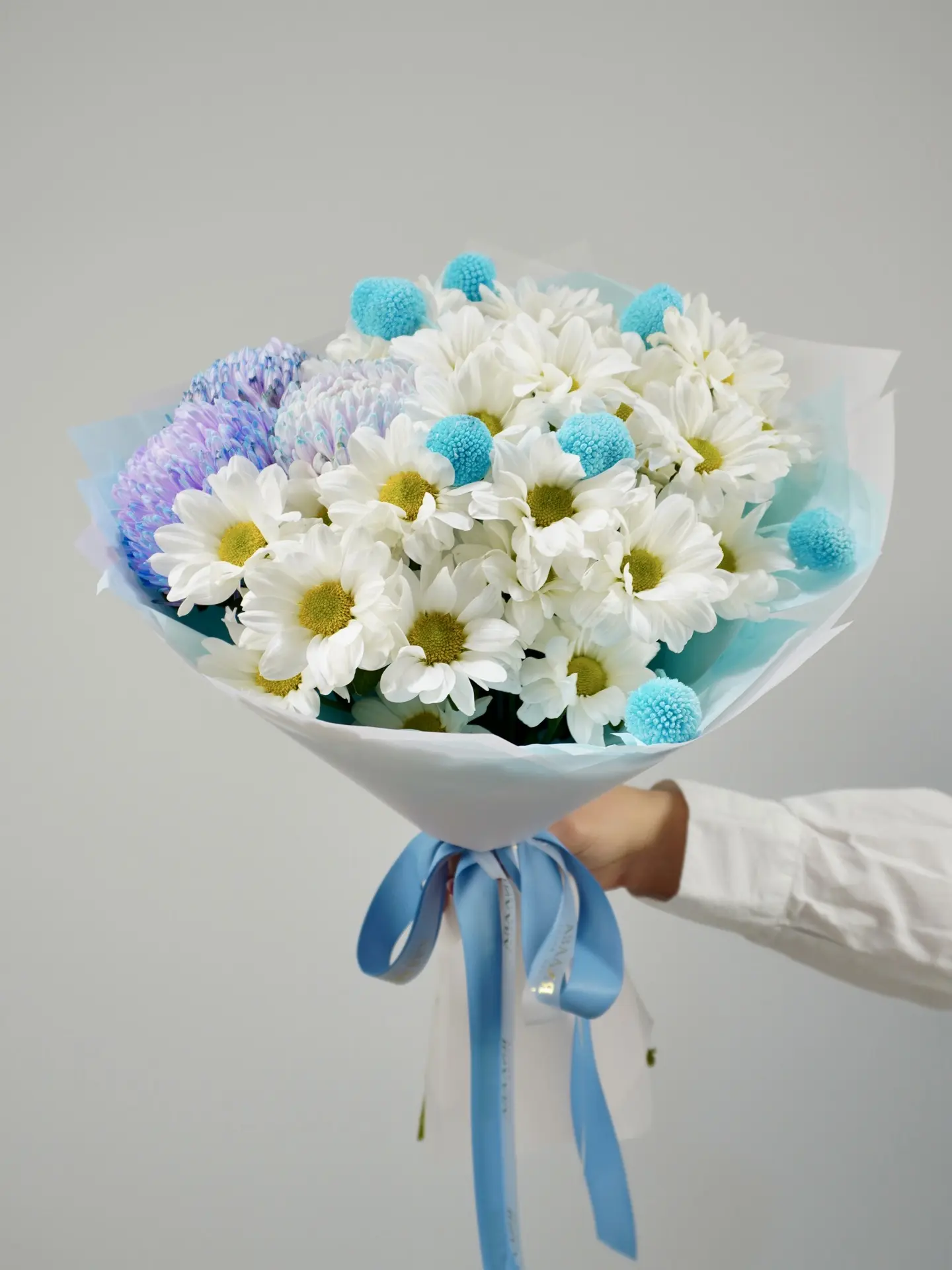 БУКЕТЫ НА ВИТРИНЕ В АЗАЛИИ 💐