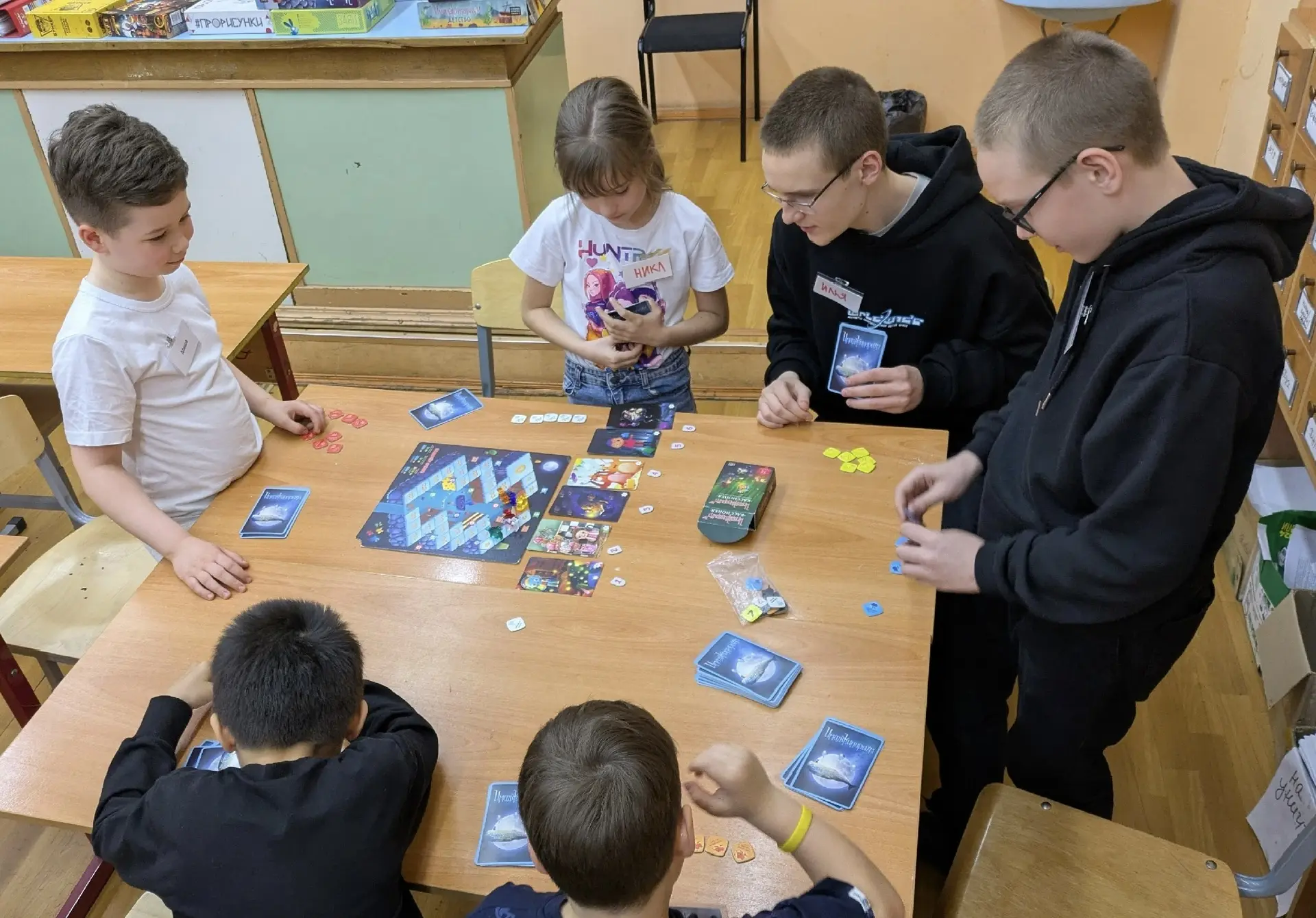 Игротека ко Дню космонавтики: как это было  🧩 В нашей школе прошла увлекательная игротека, посвящённ