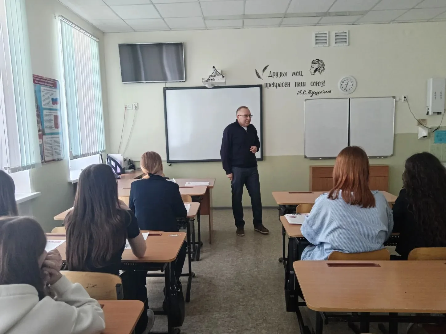 Учебные сборы: от теории к реальным навыкам  Сегодня на учебных сборах для 10‑х классов школьники по