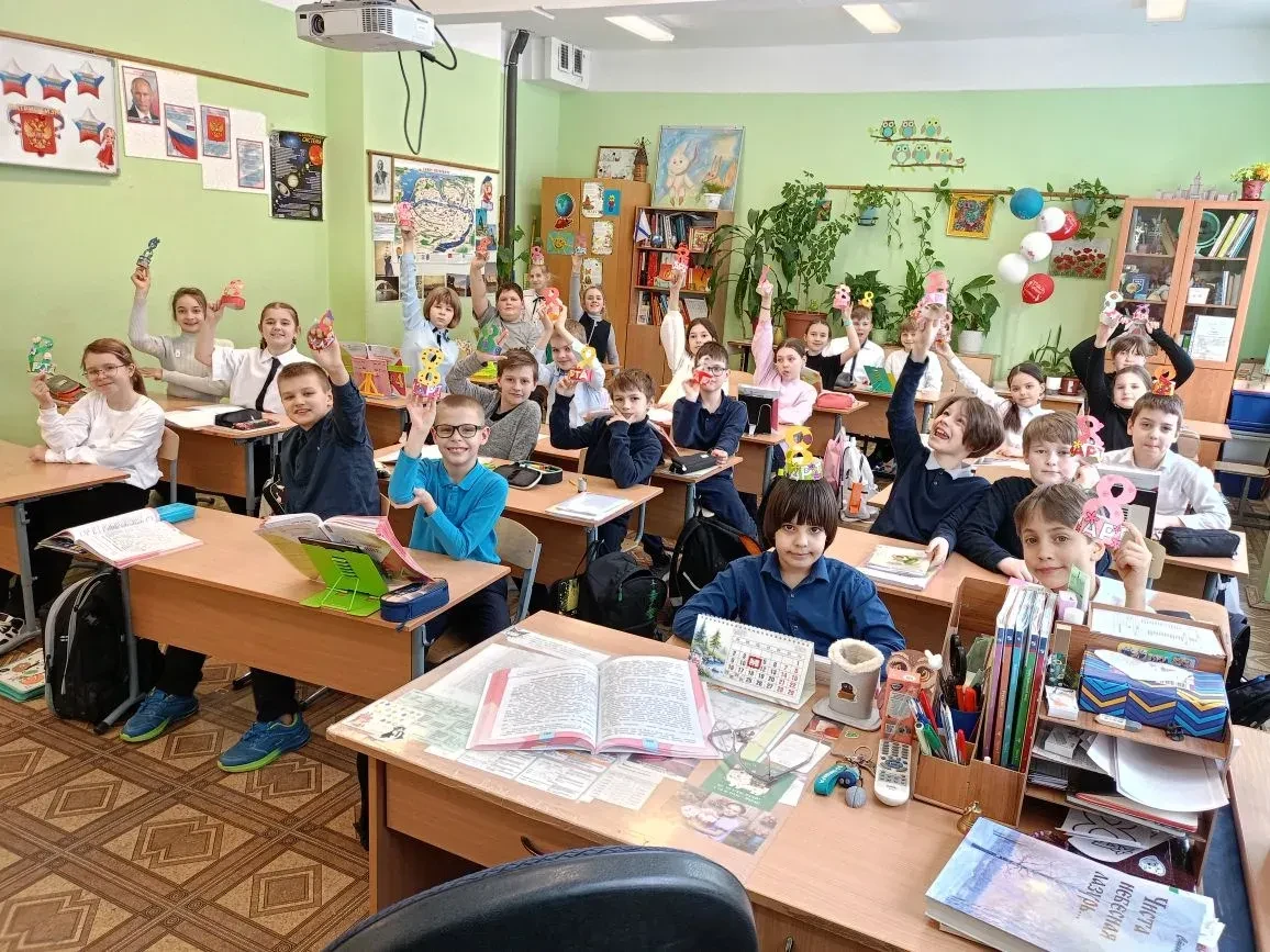 ☀Весенняя неделя тепла: как это было  В преддверии Международного женского дня наша школа расцвела у