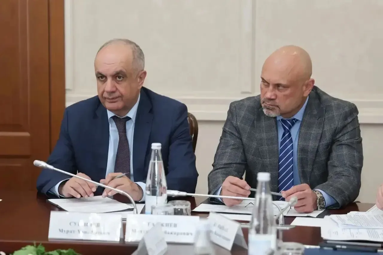 Сегодня в малом зале Дома правительства Карачаево-Черкесской Республики состоялось очередное заседан