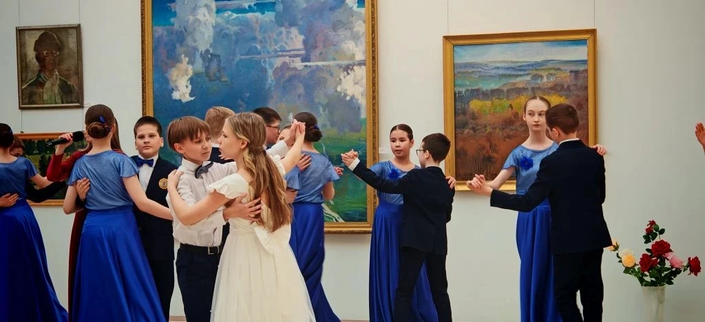 ✨ Бал в Художественном музее: сказка, которую создали наши дети ✨  В Чебоксарском художественном муз