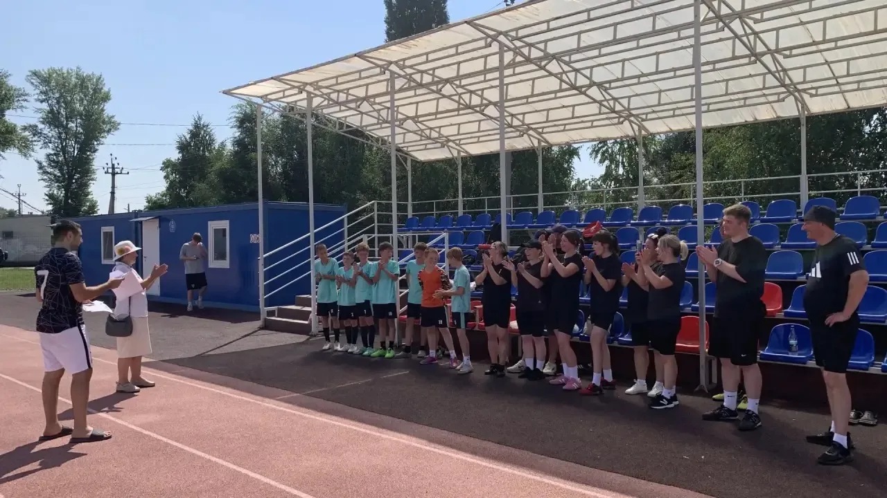 ⚽️🔥 «Дети против Родителей»: жаркая матчевая встреча ко Дню физкультурника!