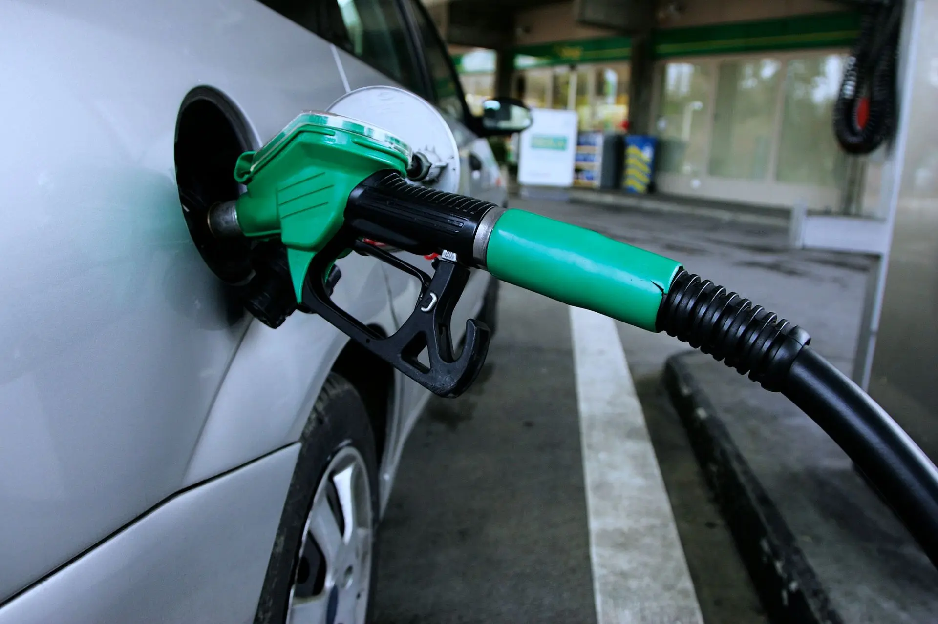 ⛽ Хорошие новости для водителей: Белгородская область — в топ‑3 регионов ЦФО с самым де...