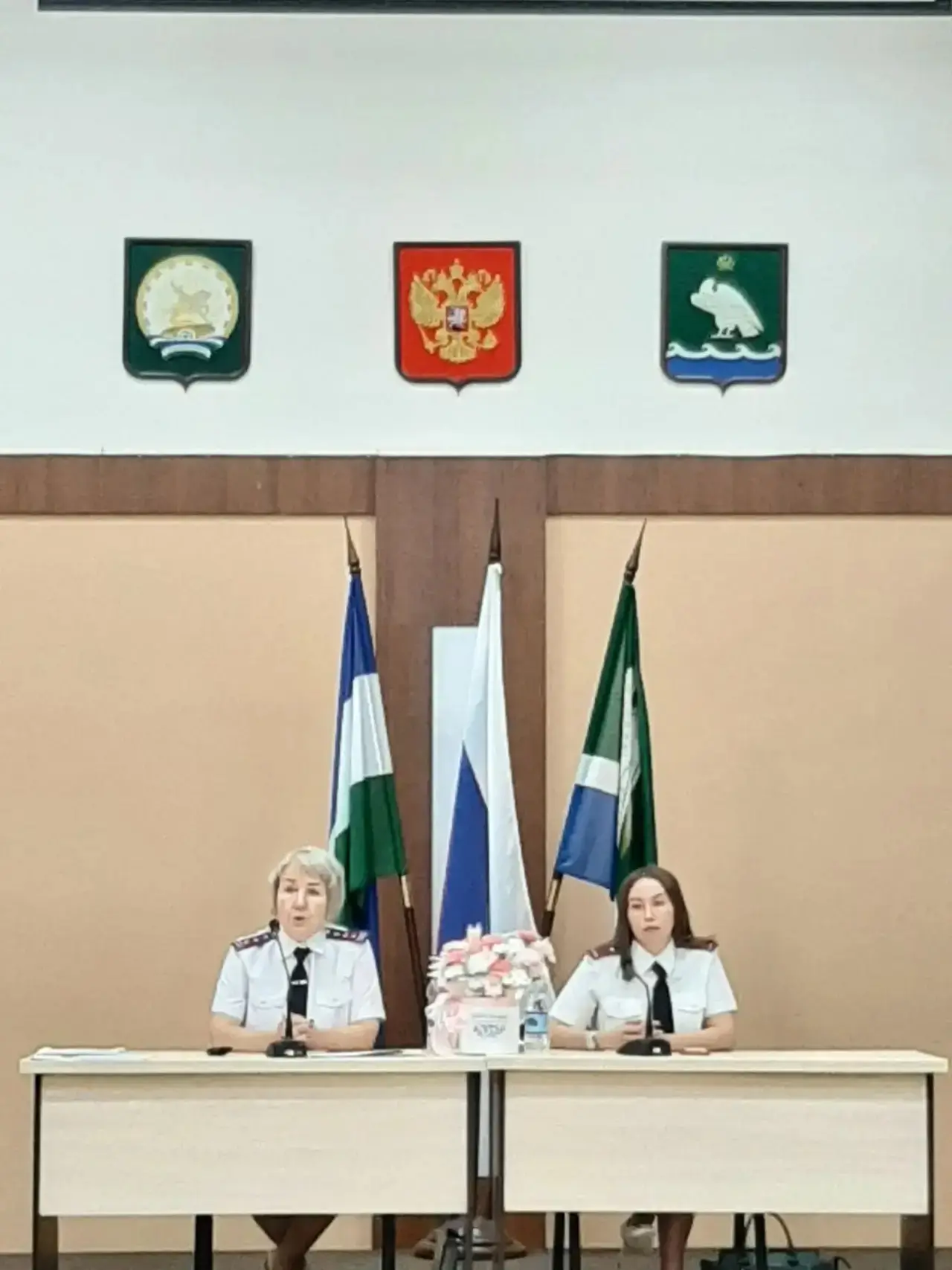 Во Дворце культуры состоялась рабочая встреча предпринимателей с представителями Роспот...
