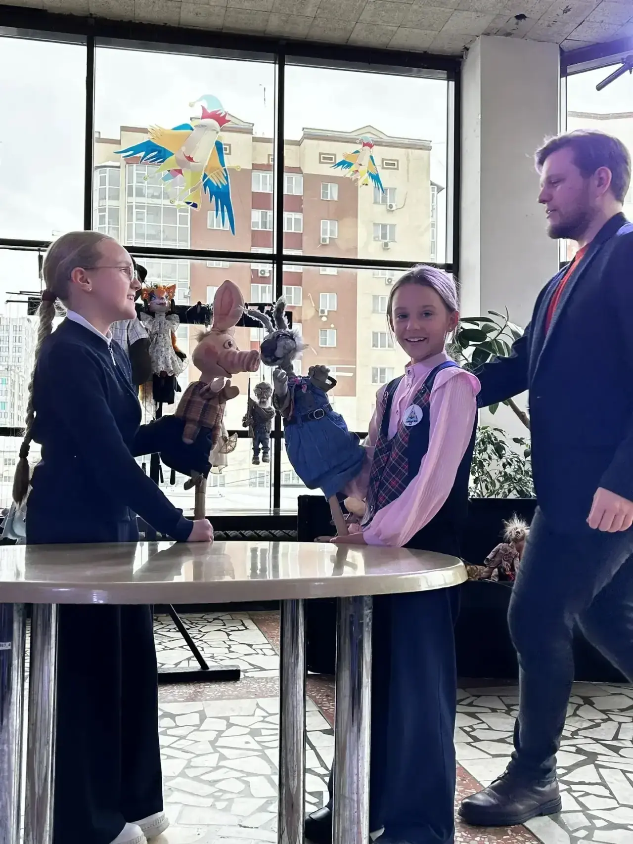🎭 Как ненадолго стать артистом-кукловодом?  Сегодня гимназисты 3 «А» класса стали настоящими первопр