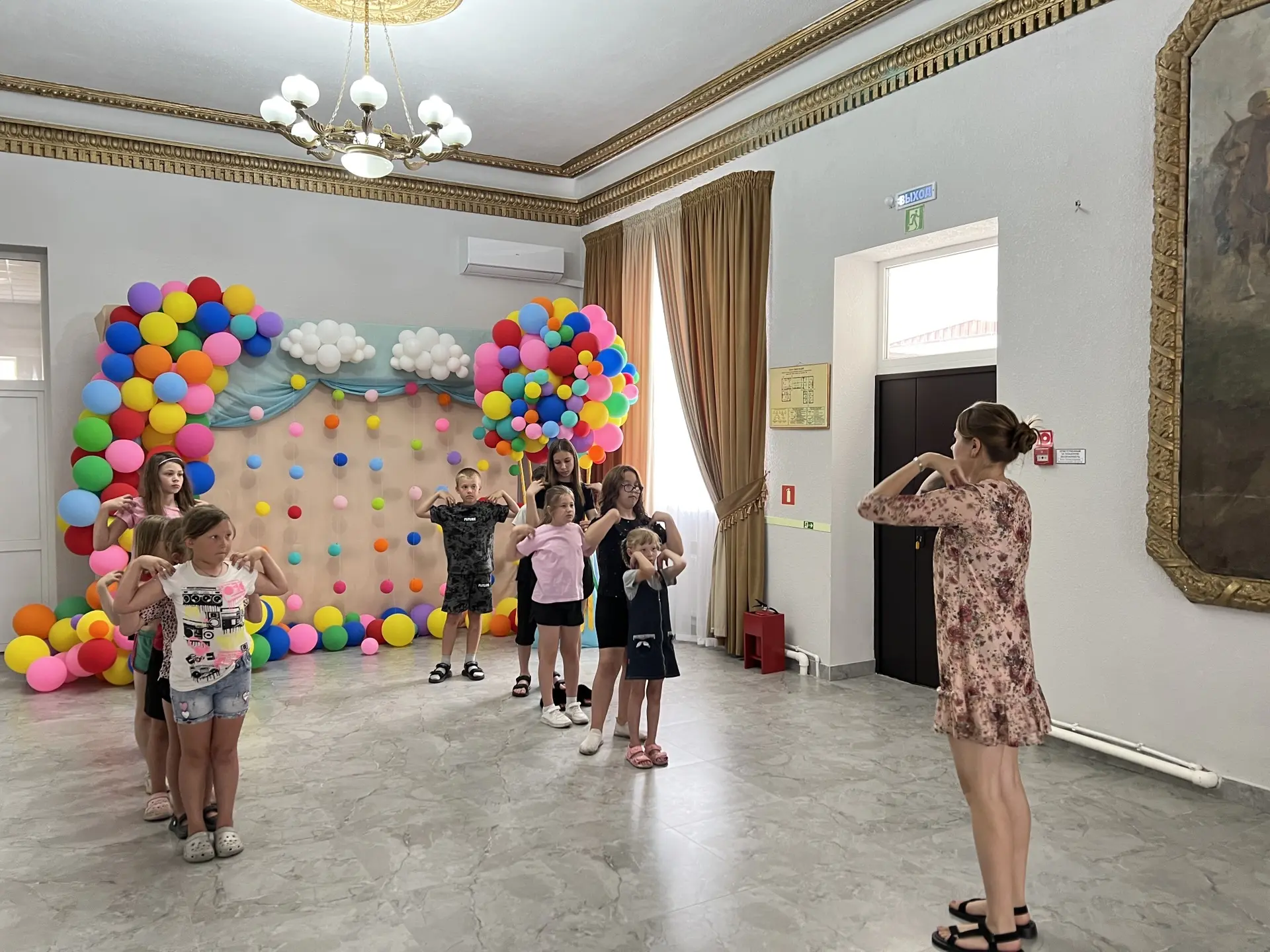 Игровая программа «Мой весёлый мяч» прошла в Сельском Доме культуры х. Садки для детей летней досуго