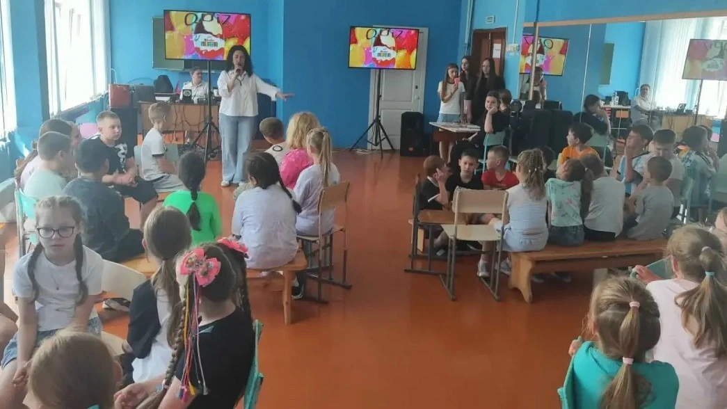 ☀️ Ура! Лагерная смена в нашей школе официально началась — и сразу с огоньком! 🔥

Сегодня ребята по