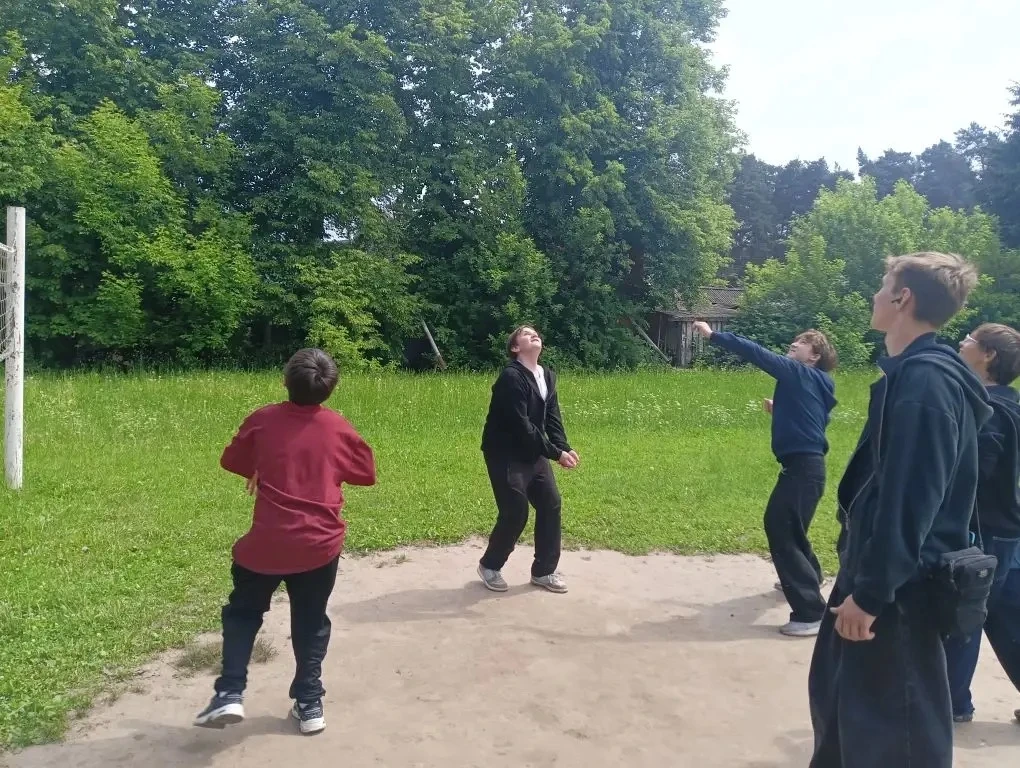 В солнечный субботний день лагерь труда и отдыха потрудился на славу🌤 Благодаря старан...