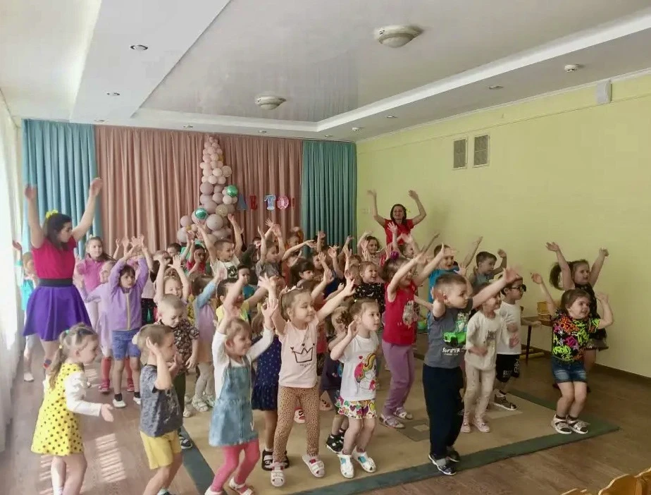 🎈 С Днём защиты детей! 🎈
Сегодня самый добрый, яркий и солнечный праздник! 🌞 От всей души поздрав