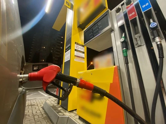В соседней с Рязанской областью Москве автомобилистам ограничили продажу бензина