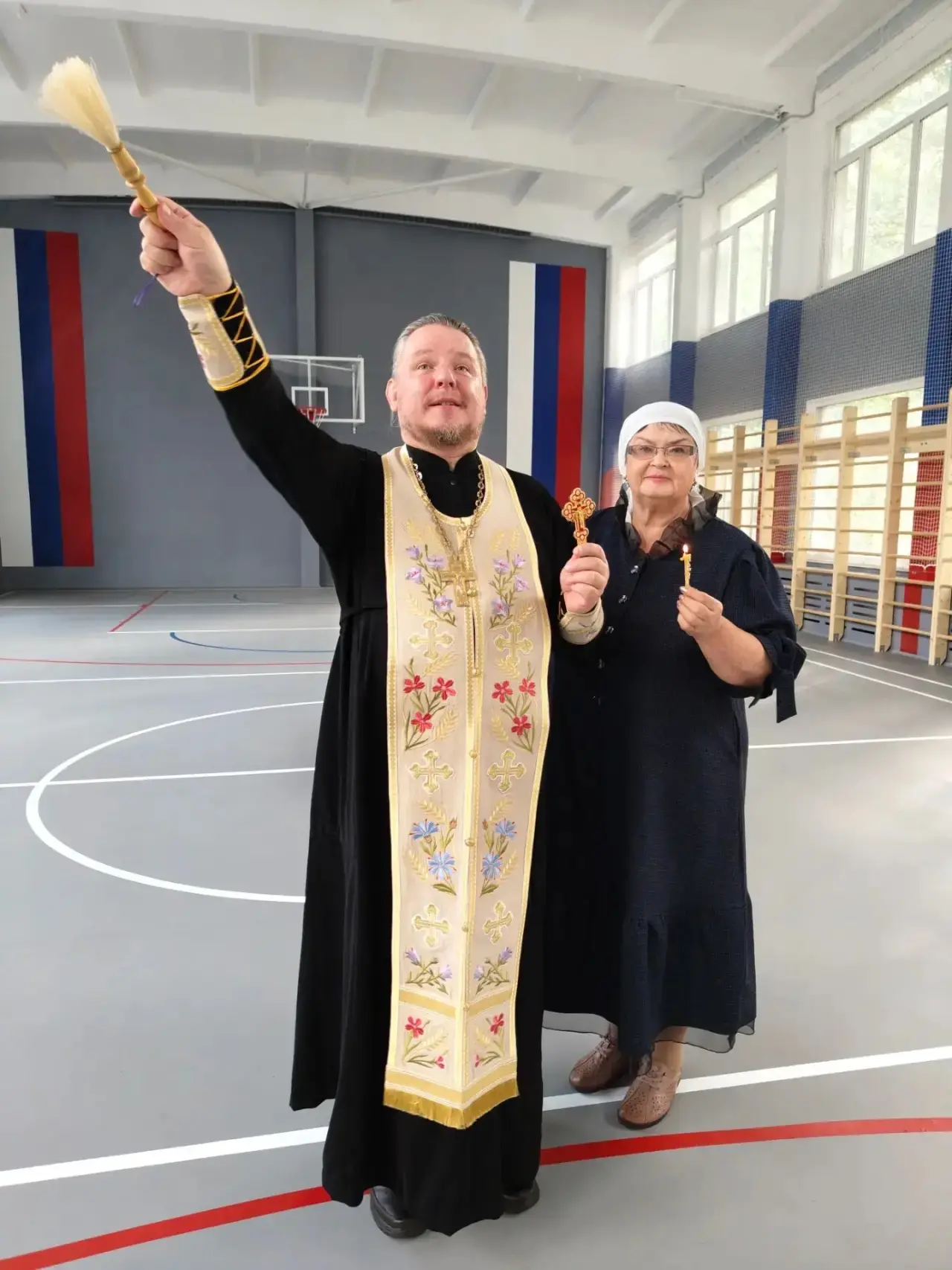 Сегодня по благословлению епископа Кронштадтского Вениамина наместника Свято-Троицкой А...