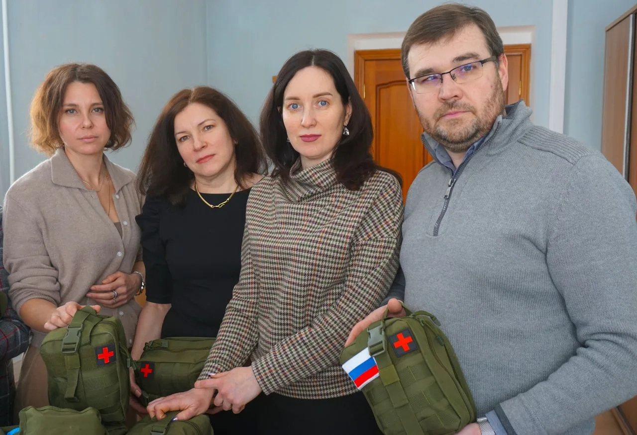 Организаторы выборов Липецкой области отправили на передовую тактические аптечки 🇷🇺  В преддверии Дн