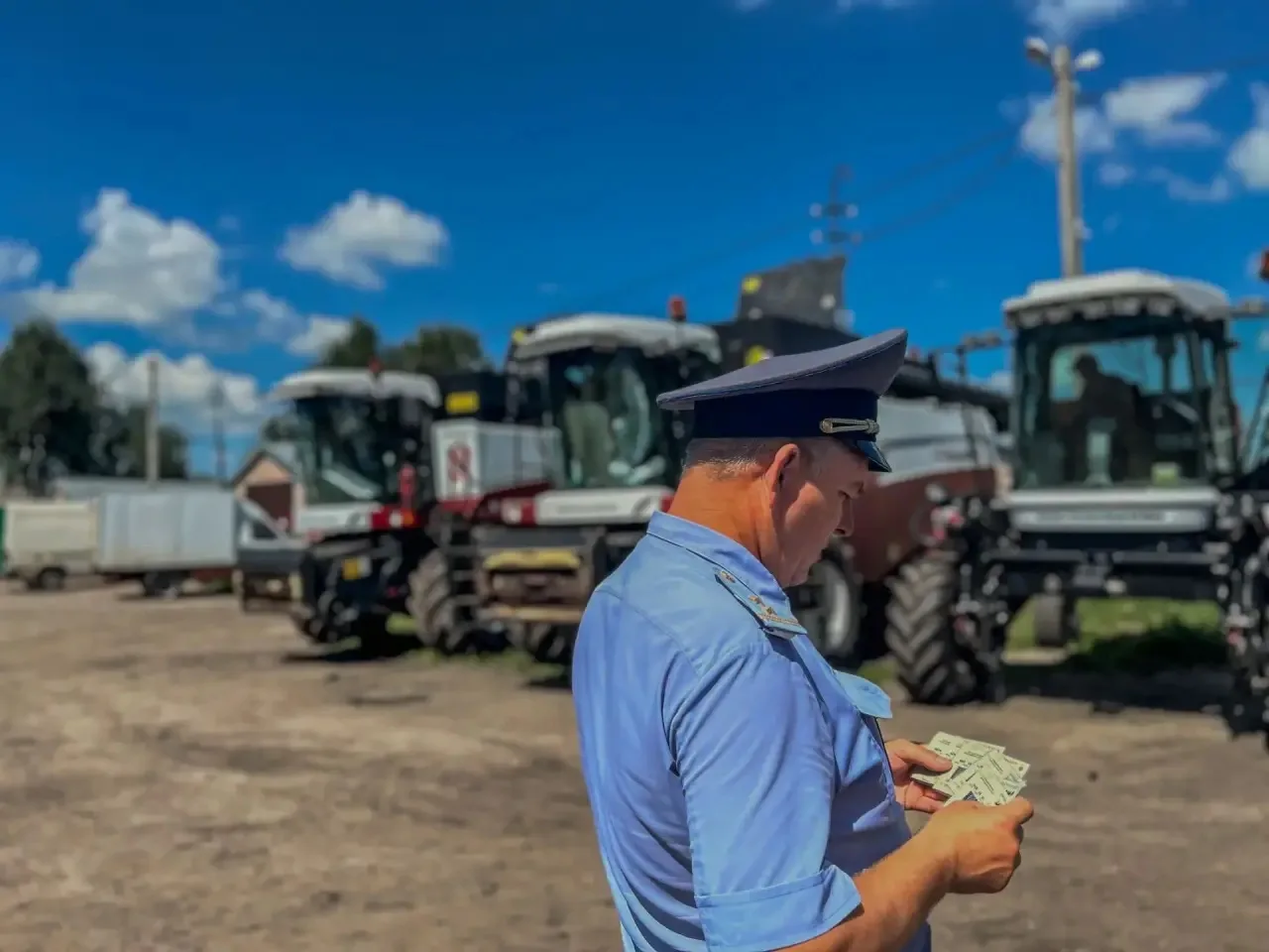 🚜 ГОТОВНОСТЬ №1. ПОЛЯ ЖДУТ! 🌾
Уборочная страда — это не просто сезон, а настоящий экзамен для агра