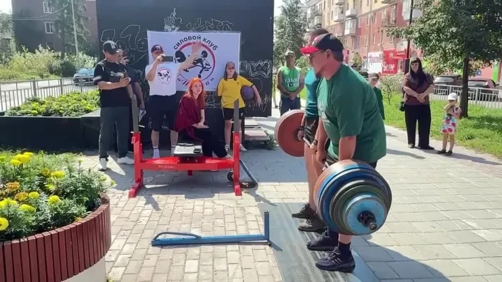 🇷🇺 3000 шагов к здоровью: в Асбесте отметили День физкультурника