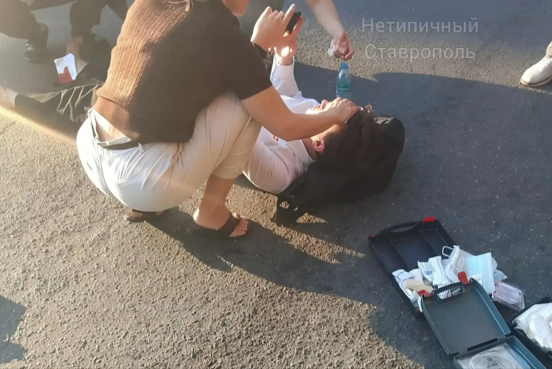 На Пирогова сбили парня на самокате на пешеходном переходе