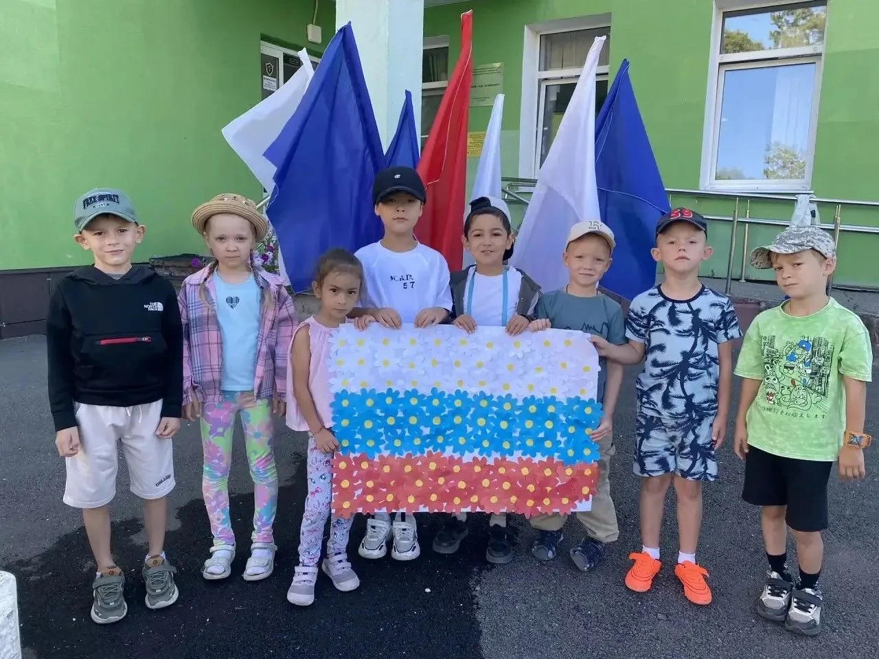 🇷🇺Накануне в детских садах нашего района прошли яркие тематические мероприятия, посвя...
