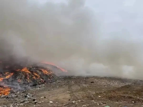🔥 В Шахтах оштрафовали регоператора за пожар на мусорном полигоне у шахты Красина