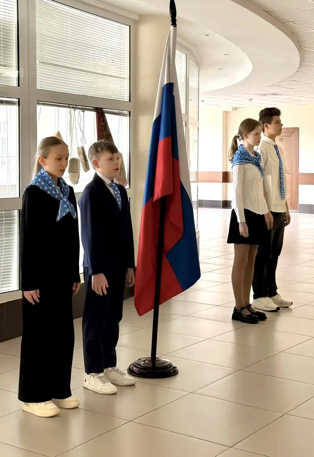 Всем привет!  🚀 Стартовали в новую учебную неделю.   🙌 Впереди очень много дел и событий, которыми м