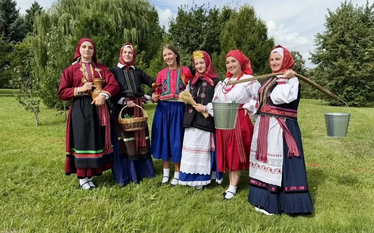 В Москве, на Поклонной горе, отгремел XV Межрегиональный творческий фестиваль славянско...