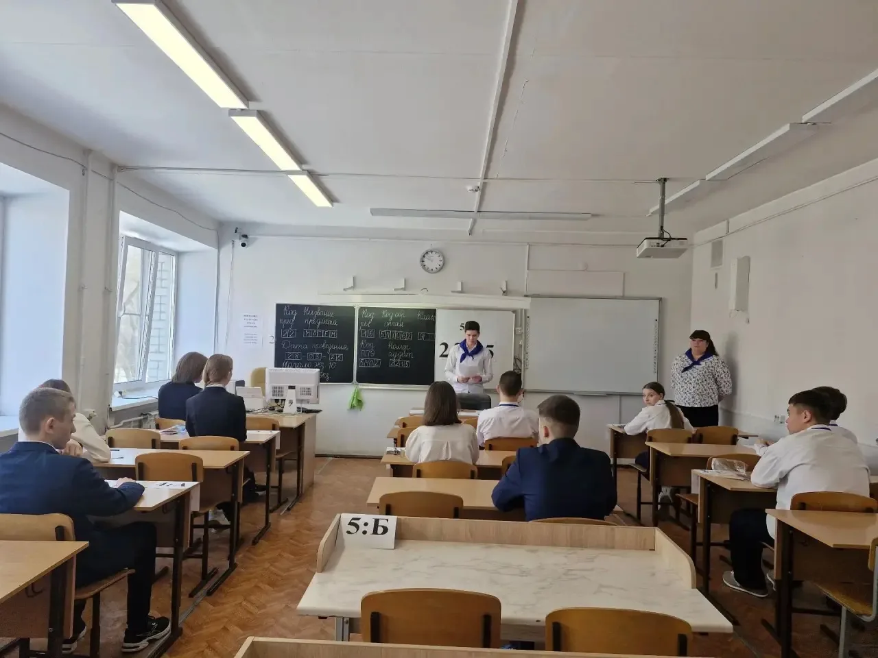 В нашей школе успешно прошла Всероссийская акция «Сдаем ОГЭ и ЕГЭ вместе с родителями», целью которо