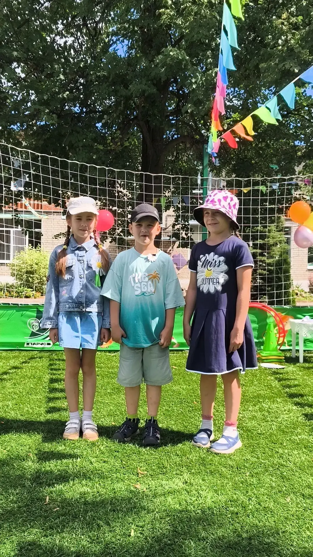 🎉 В нашем детском саду отметили День семьи, любви и верности! 🎉

Ребята пели, танцевали, играли и 