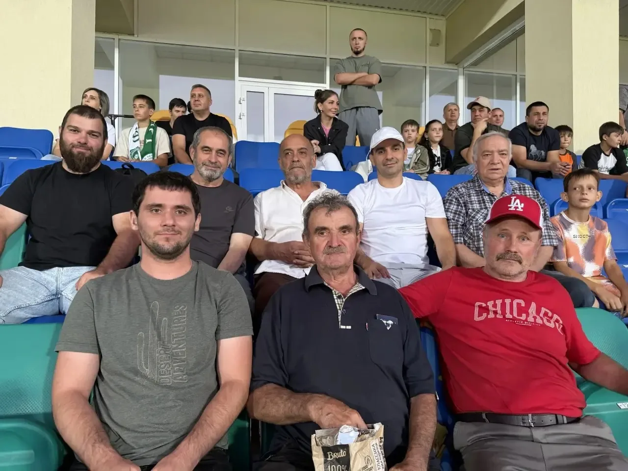 Когда за спиной такая поддержка, невозможно проиграть.